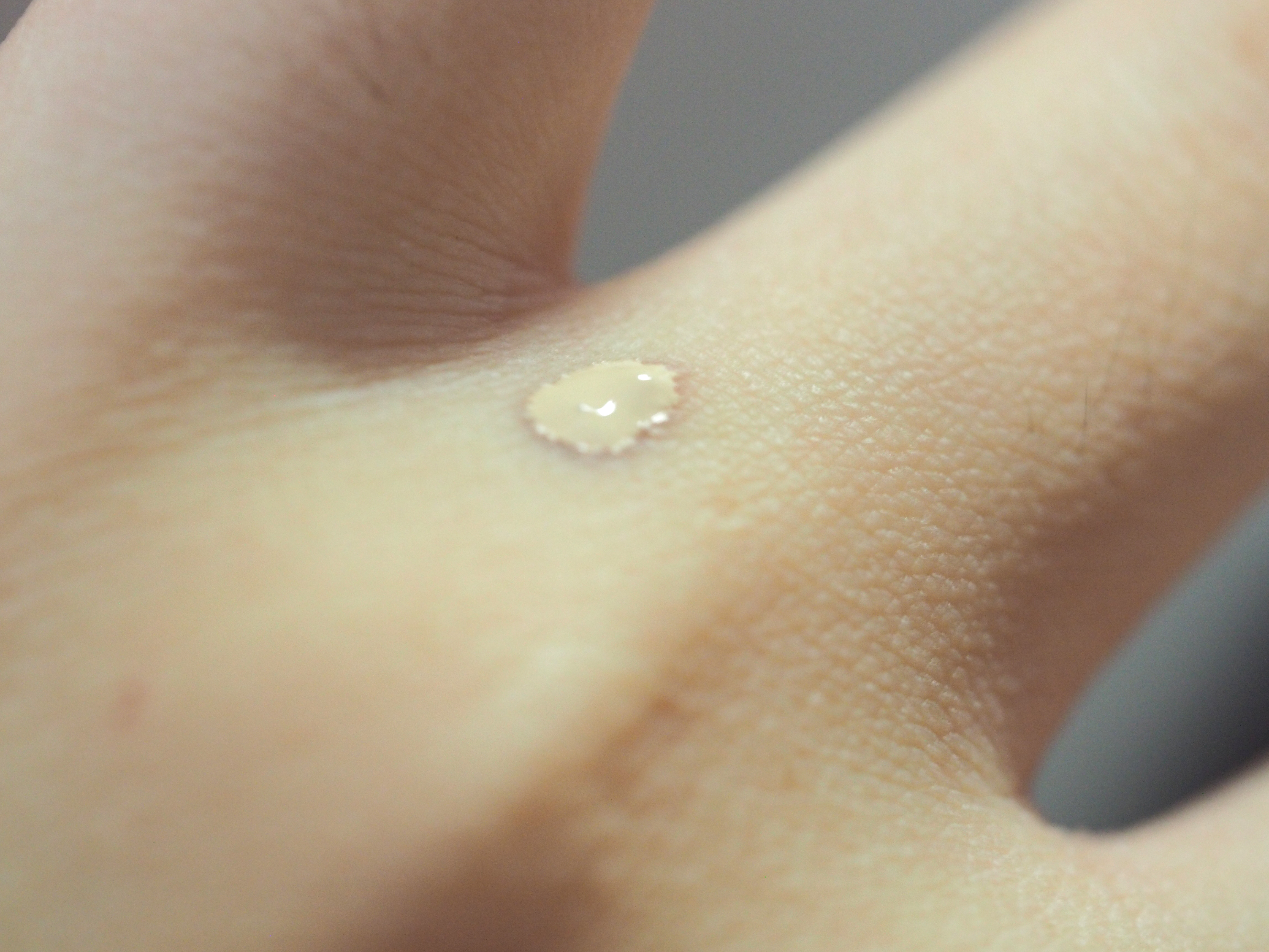 the SAEM Cover Perfection Tip Concealer review