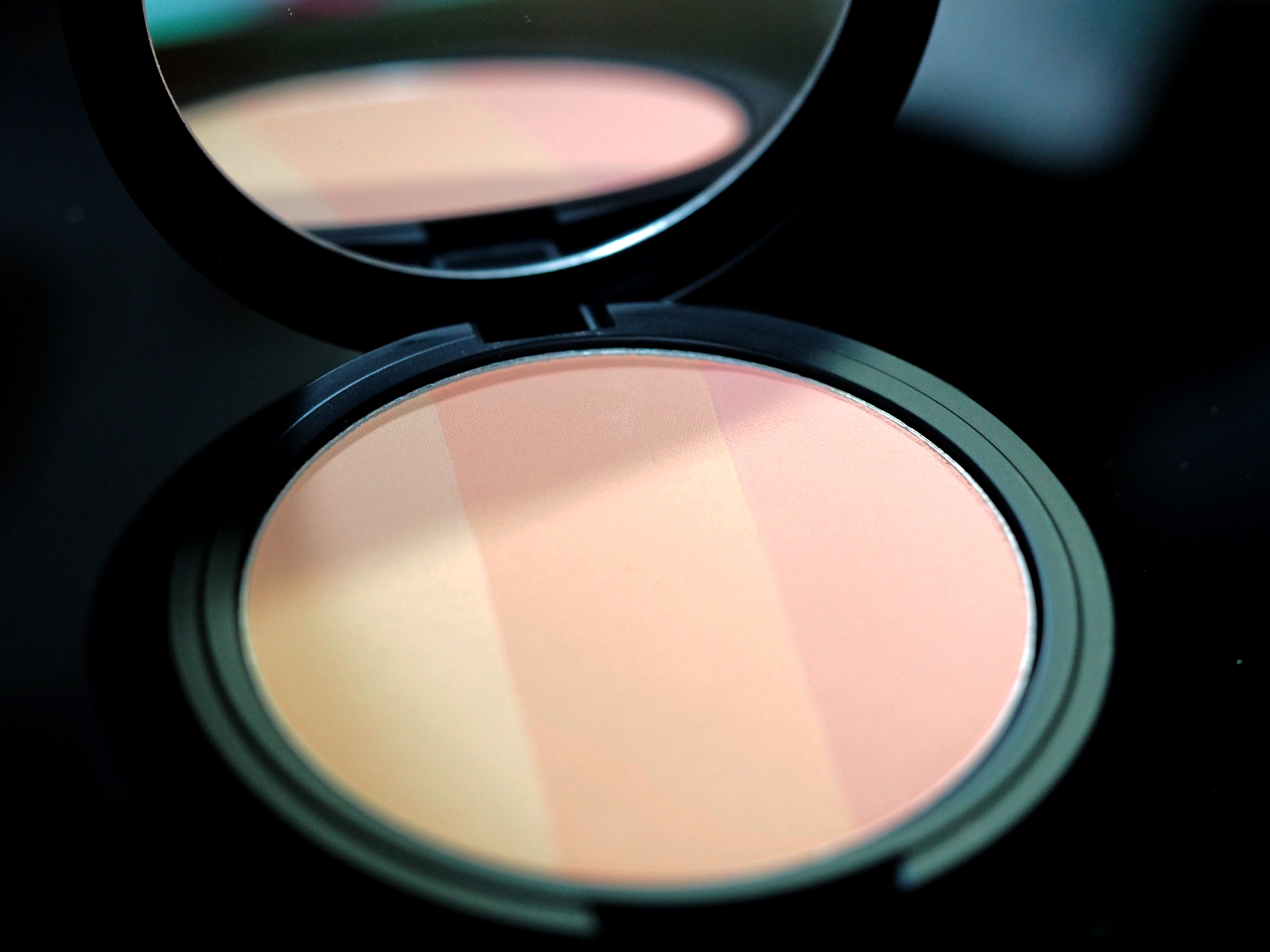[REVIEW] too cool for school Art Class by Rodin Blusher