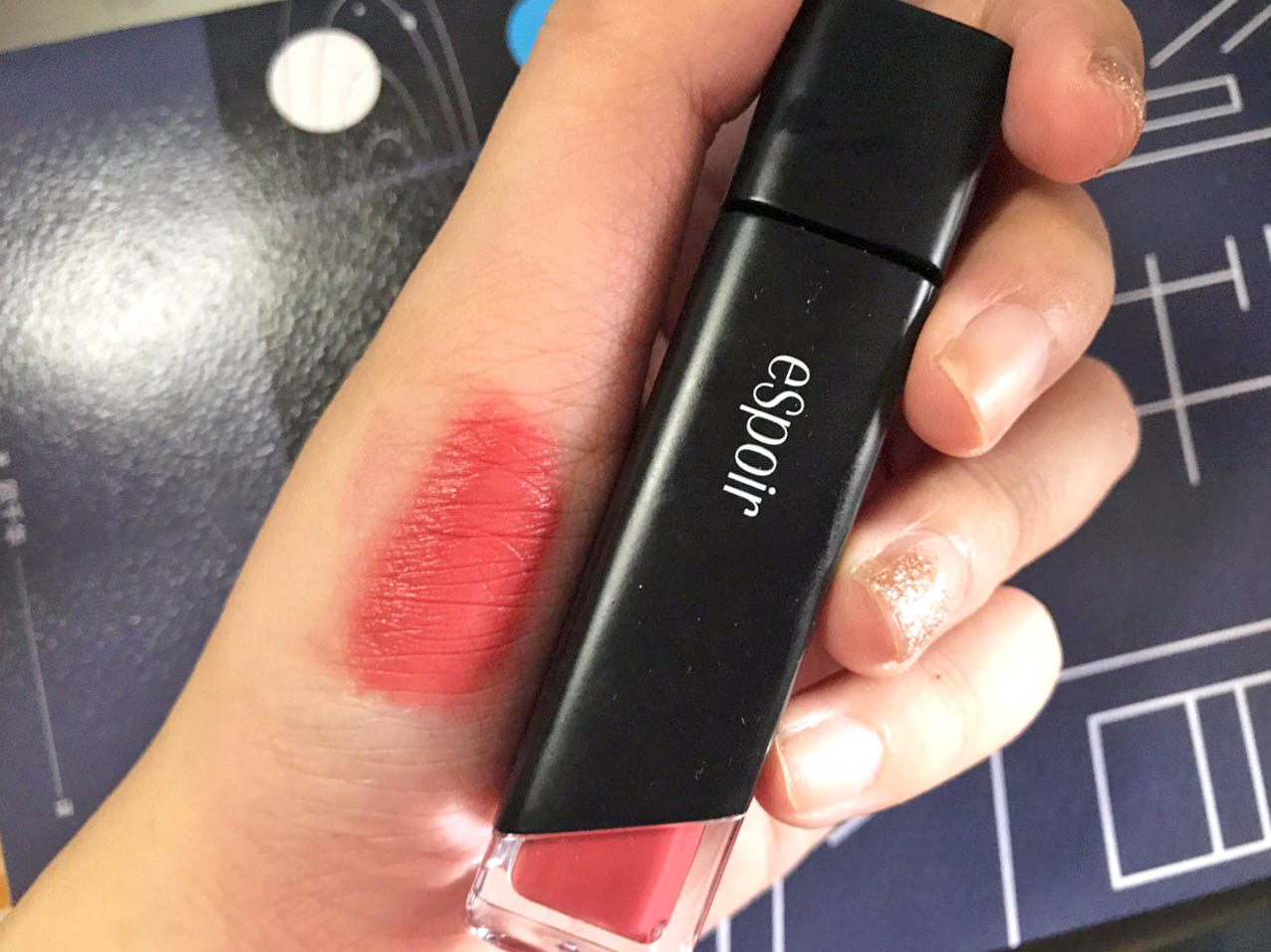 eSpoir Couture Lip Fluid Velvet review moonlit swatch