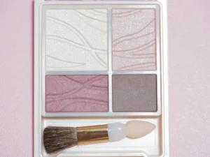 Cezanne Airy Touch Eyeshadow mauve pink review