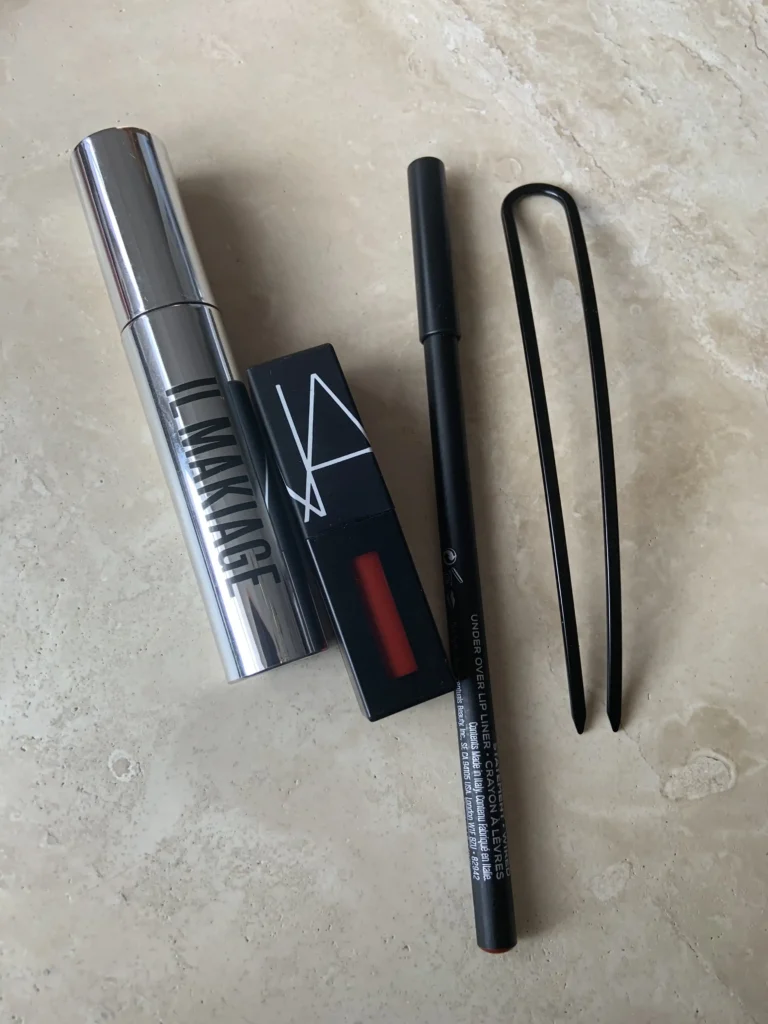 Quarantine makeup looks for Zoom meetings products